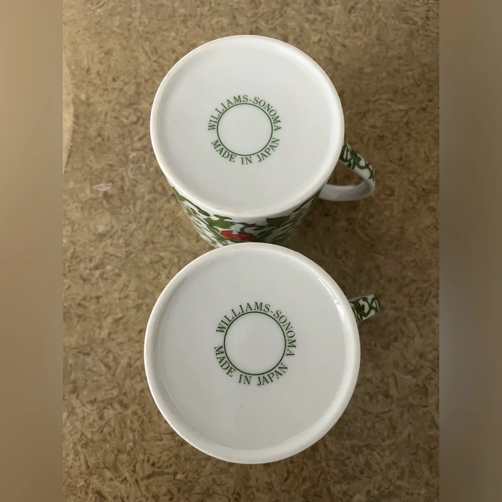 2 Williams Sonoma Rose Vine Pattern Porcelain Tea Coffee Mugs